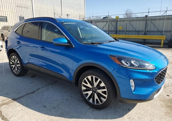 Ford Escape cena 47900 przebieg: 33215, rok produkcji 2020 z Leśnica małe 56